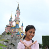 Tanvi Ganesh Lonkar, la joven estrella de 'Slumdog Millionaire', vive un día mágico en Disneyland
