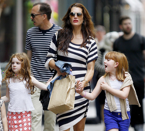 Lista 97 Foto Brooke Shields Y Sus Hijos 2012 Actualizar