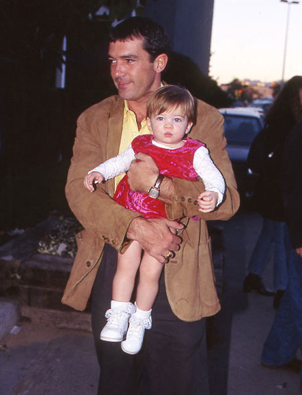 Antonio Banderas Entre El Orgullo Y La Nostalgia De Ver A Su Hija