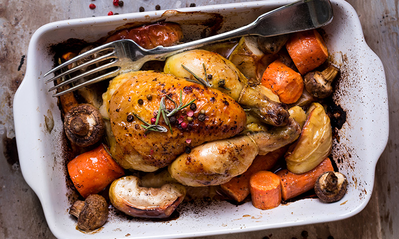 Pollo al horno con verduras, una receta saludable y muy ...