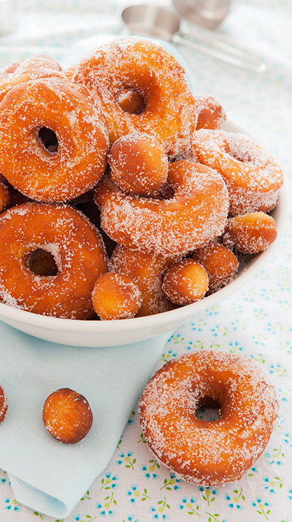 Rosquillas fritas con extracto de vainilla, un toque de sabor diferente para una receta tradicional