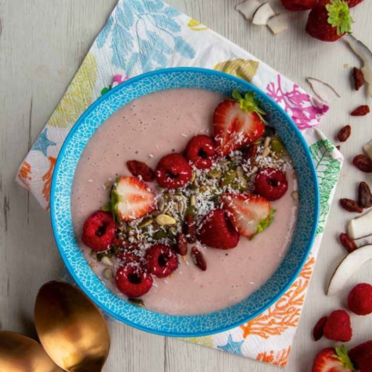 Bowl De Fresas Y Crema De Arroz