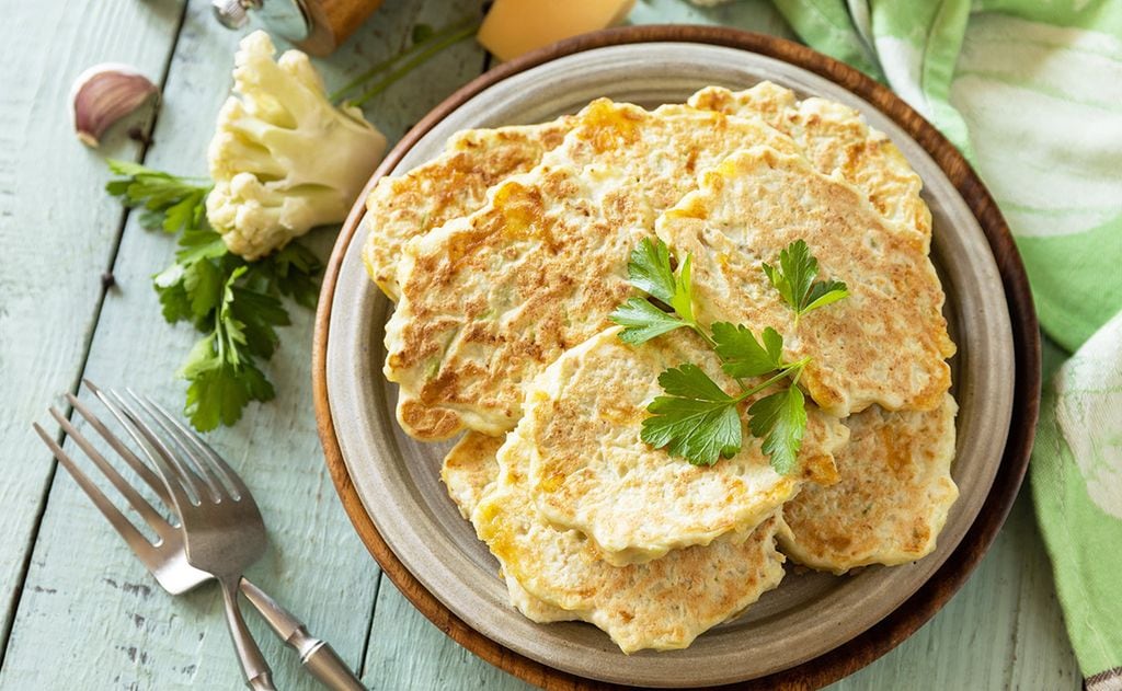 Pasta con coliflor y gratinado de migas en molde bundt - Blog de  Claudia&Julia