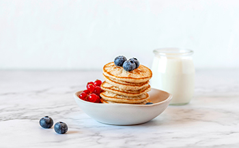 Apúntate al desafío de preparar blinis dulces... ¡y en media hora!