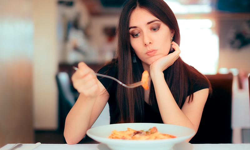 Saciar el hambre no es lo mismo que estar bien nutrida