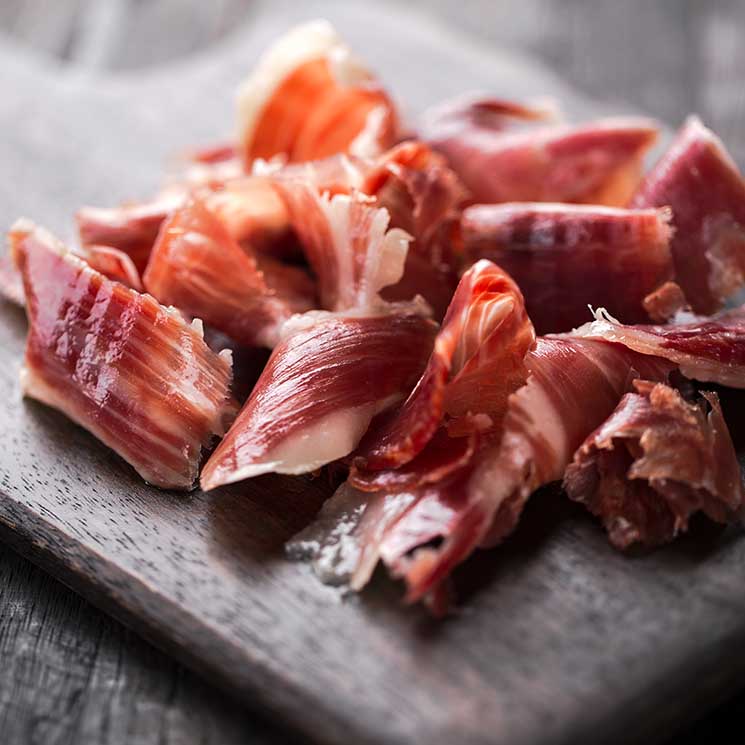 El jamón ibérico no solo está delicioso, también te aporta todos estos beneficios