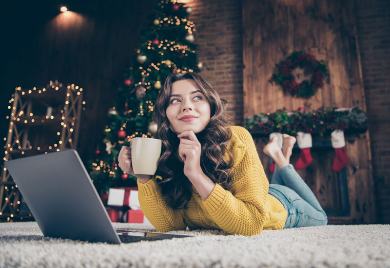 Cómo disfrutar de la Navidad aunque estés sola y lejos de casa Tecnologia-navidad-a