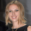 Scarlett Johansson, estrella indiscutible de una entrega de premios en Barcelona que reúne a numerosos famosos