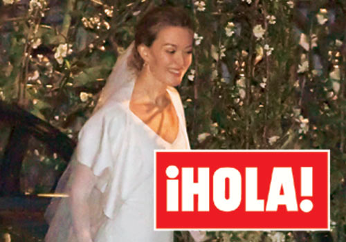 La revista ¡HOLA! desvela la única foto del vestido de novia de cuerpo entero de Marta Ortega