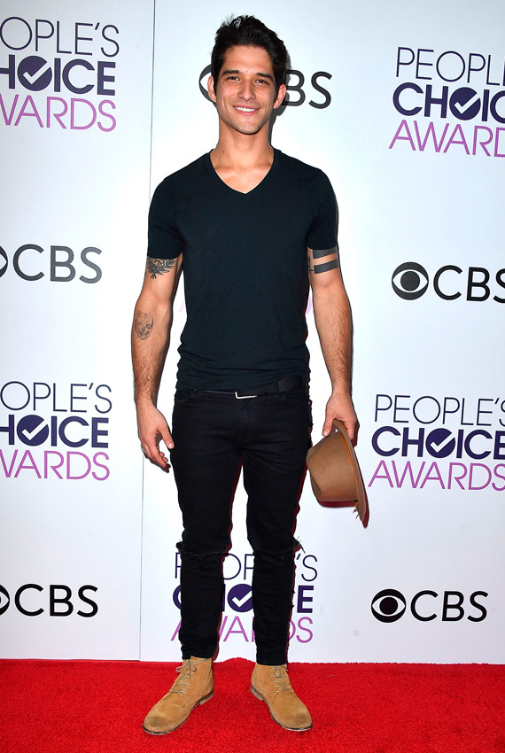 Copia El Look El Estilo De Tyler Posey En 20 Básicos Foto 18