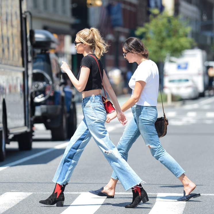 Del 'skinny' a los 'ripped jeans': conoce el diccionario 'denim' de la mano de Gigi Hadid