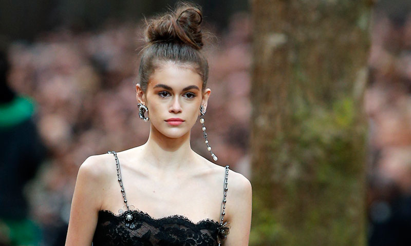 Kaia Gerber en el desfile de Chanel Alta Costura de París