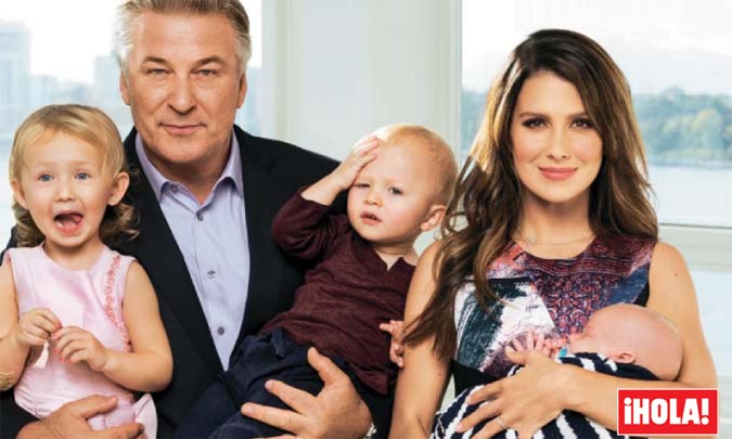 Exclusiva en ¡HOLA!, Hilaria y Alec Baldwin nos presentan a su divertida familia numerosa