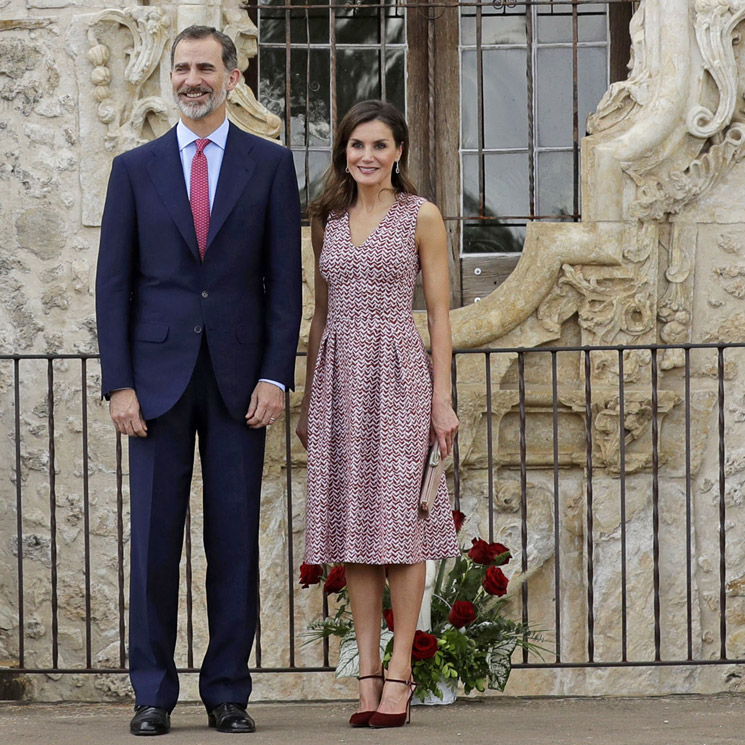 Doña Letizia, 'la reina que sabe de moda' según la prensa internacional