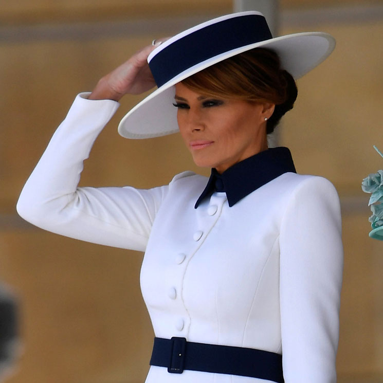 Melania Trump acierta con un vestido 'efecto traje' en su encuentro con la reina Isabel II