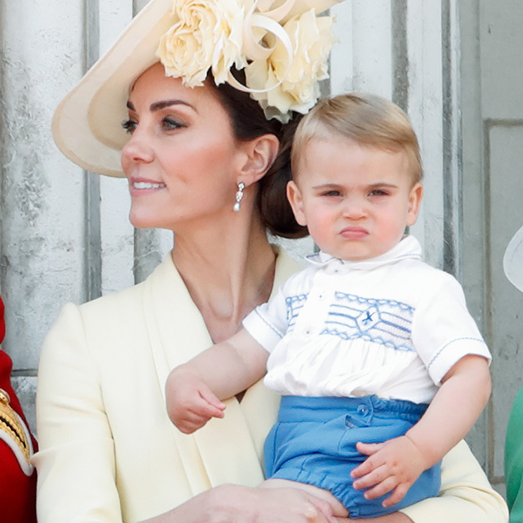 Igualito a papá, el príncipe Louis debutó en el Trooping the Colour con un traje de Guillermo de Inglaterra