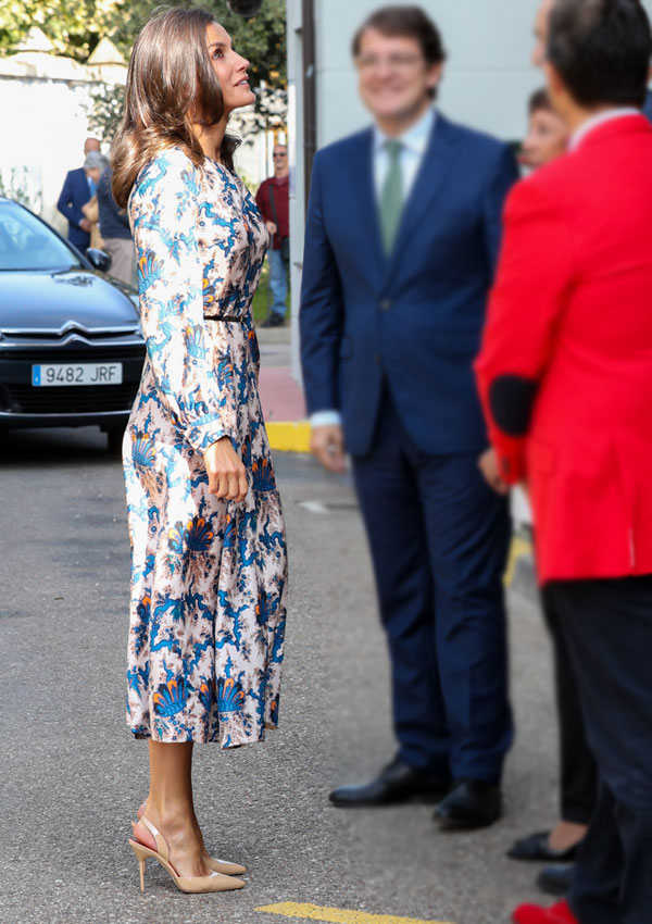 AGENDA PERSONAL DE LA REINA LETIZIA  (3era. parte - ) - Página 55 Reinaletizialook2z-z