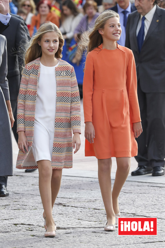 Leonor Y Sofía Dos Estilos Cada Vez Más Distintos En El Acto De Bienvenida A Asturias