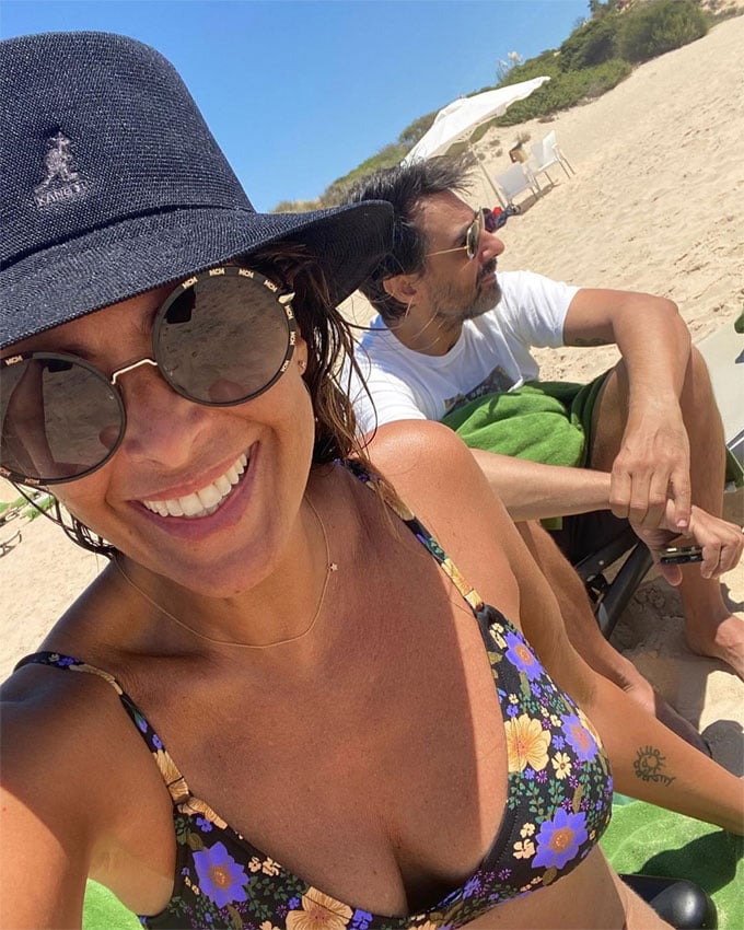 Nuria Roca Un Ba Ador Y Un Bikini De Rebajas Para Lucir Tipazo En La Playa Foto