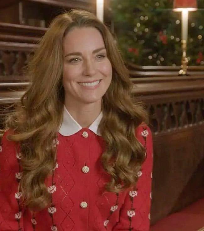 Kate Middleton con jersey navideño