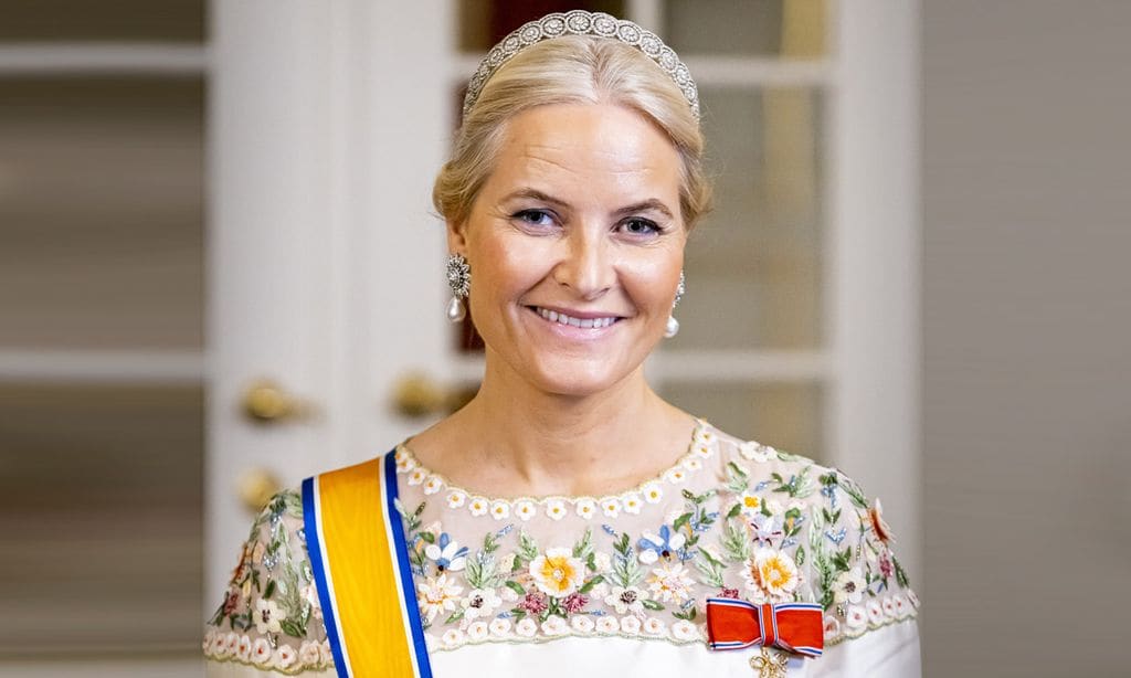 Los looks de gala de la princesa Mette-Marit y los más innovadores por su 50 cumpleaños