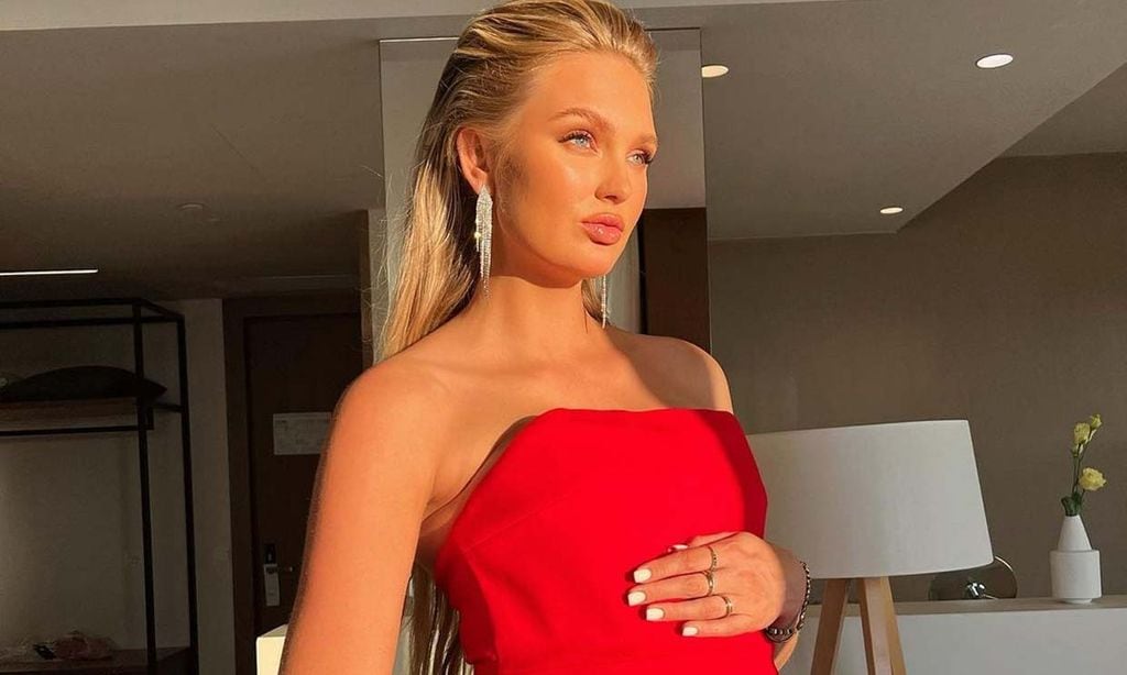 Romee Strijd comparte su 26ª semana de embarazo: un sensual posado y de fiesta en Mallorca