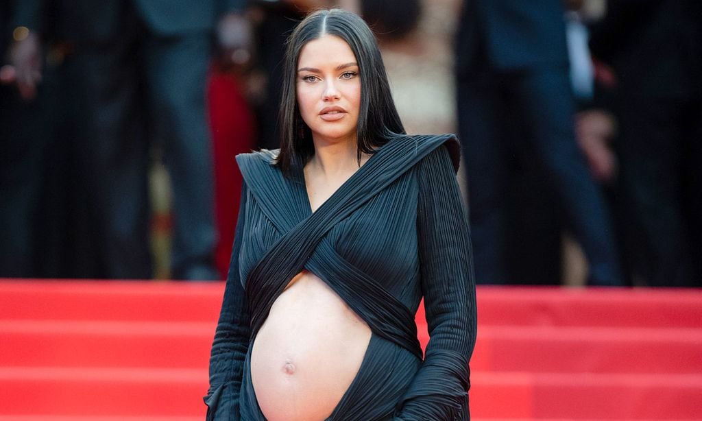 Adriana Lima y otras ocho supermodelos que han tenido un hijo en 2022