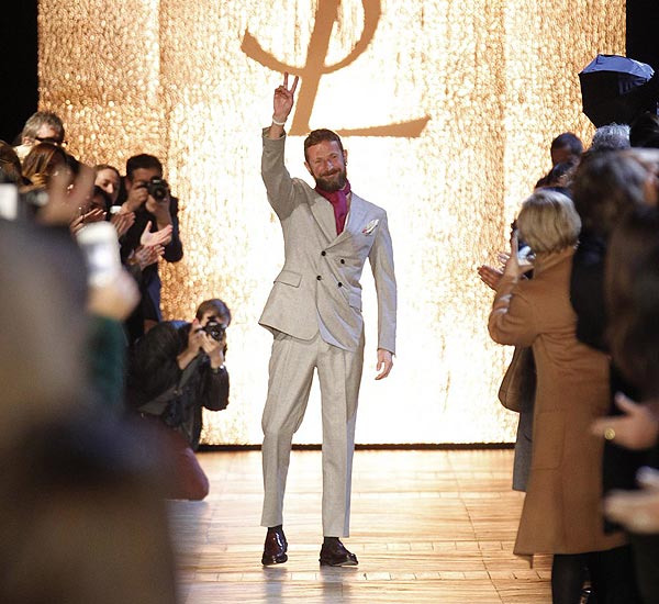 Stefano Pilati se despide de Yves Saint Laurent con grandes aplausos