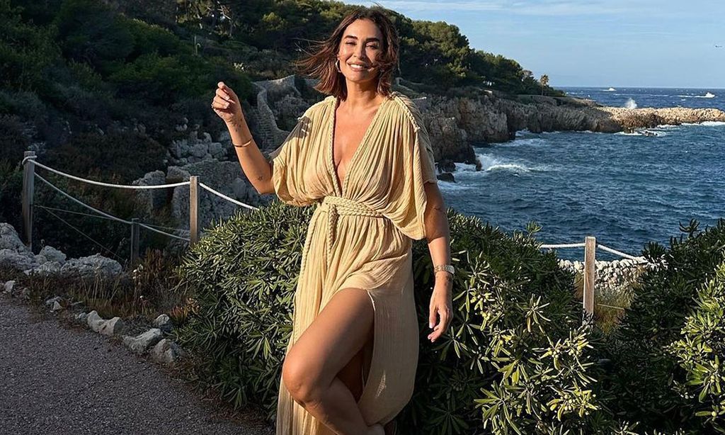 Los vestidos de verano que comparten Vicky Martín Berrocal y su hija, Alba Díaz