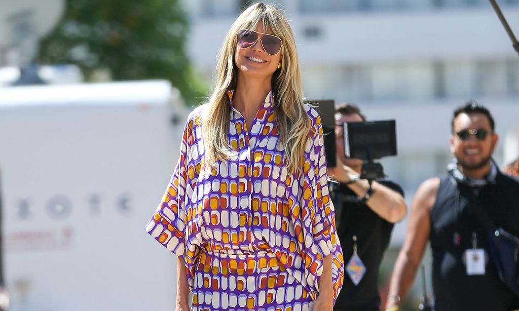 El look pijamero que no esperábamos ver en Heidi Klum es perfecto para la vuelta a la oficina