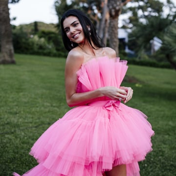 Tres años después seguimos locas por el vestido rosa de tul de Kendall  Jenner: cuatro modelos para copiarlo