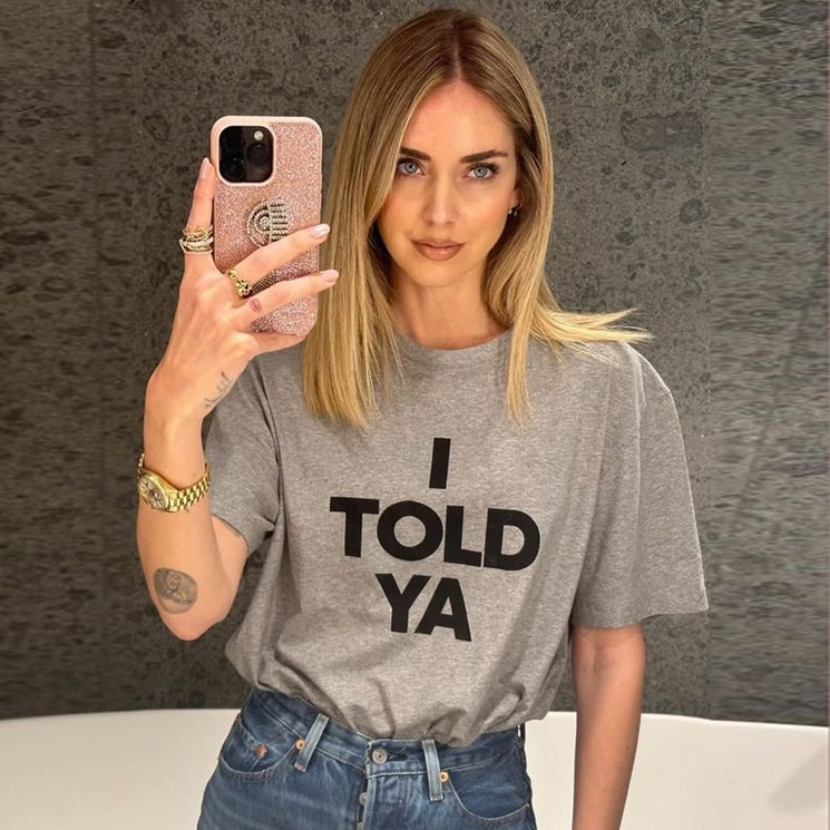 La historia de la camiseta viral que ha conquistado a Jennifer Lawrence y Chiara Ferragni