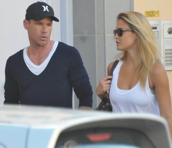 Bar Refaeli En Saint Tropez ¿con Su Nuevo Novio Noticias 