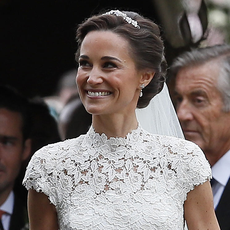 Pippa Middleton y la Duquesa de Cambridge, dos recogidos regios para un día muy especial