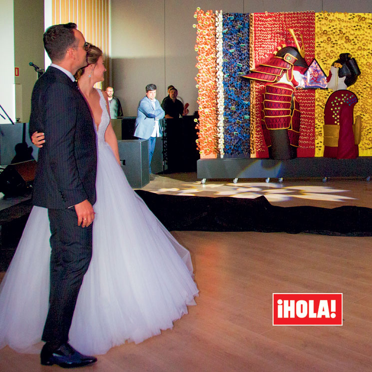 En ¡HOLA!: La sorpresa más dulce de la boda de Risto Mejide y Laura Escanes