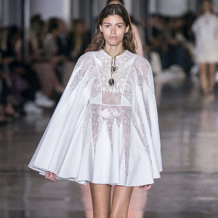 Giambattista Valli, la inspiración si quieres diseñar tu propio vestido de novia