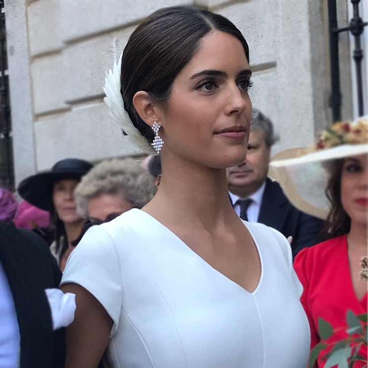 Tocados de plumas para novias inspirados en Sofía Palazuelo