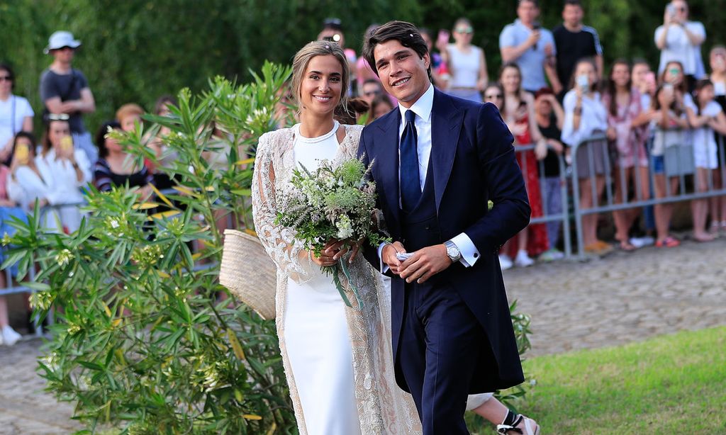 Si te gustó el vestido de novia de María Pombo, estos diseños con escote 'halter' te van a encantar