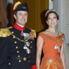 Joyas con significado y vestidos repetidos...  la Familia Real danesa arranca su agenda