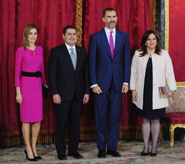 Doña Letizia, 'la vie (oficial) en rose'