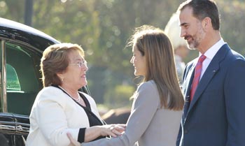 Los Reyes reciben a la Presidenta de Chile en la primera visita de Estado del reinado de Felipe VI