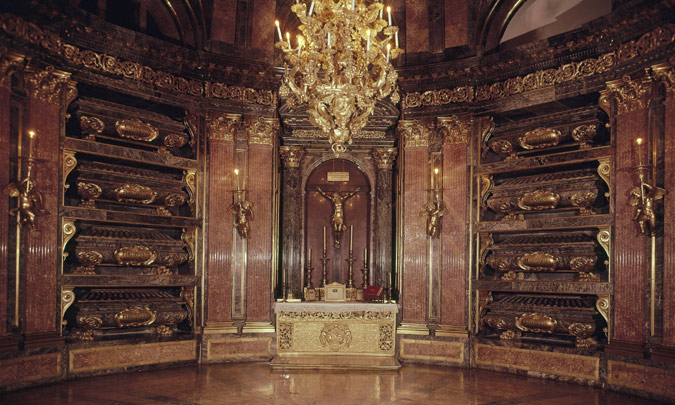 El Panteón Real de El Escorial, última morada de Reyes, Príncipes e Infantes de España