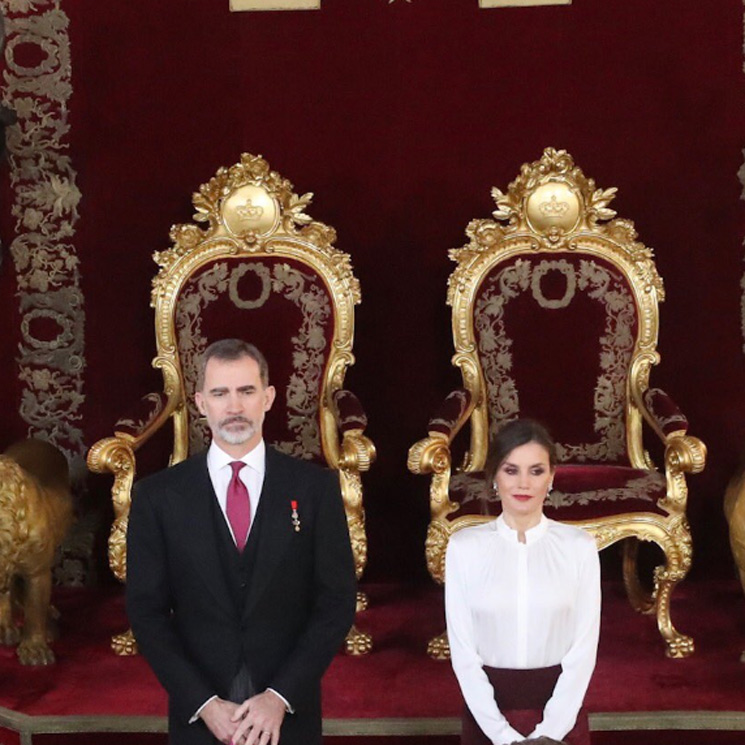 Los Reyes abren los salones del Palacio Real para recibir al Cuerpo Diplomático 