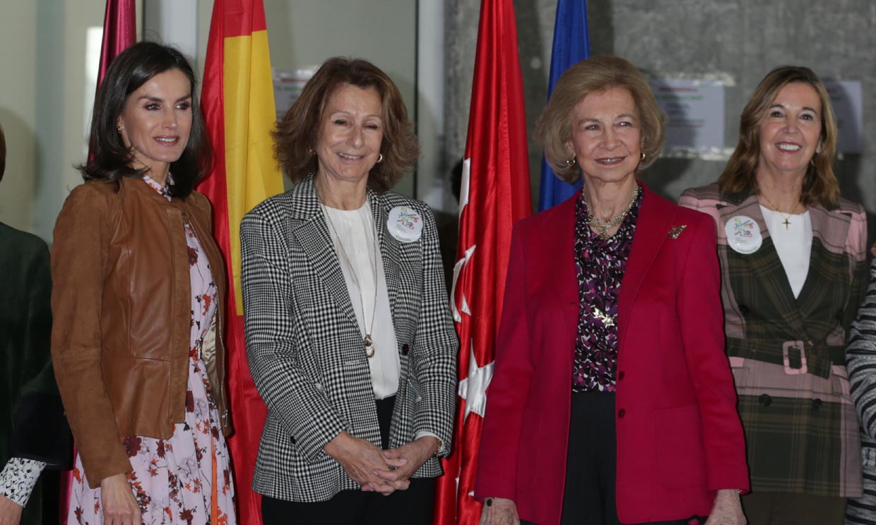 REINA LETIZIA - Página 5 Reinas-rastrillo-t