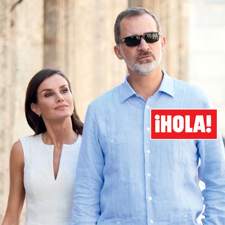 En ¡HOLA!: Los Reyes, de la mano por las calles de La Habana