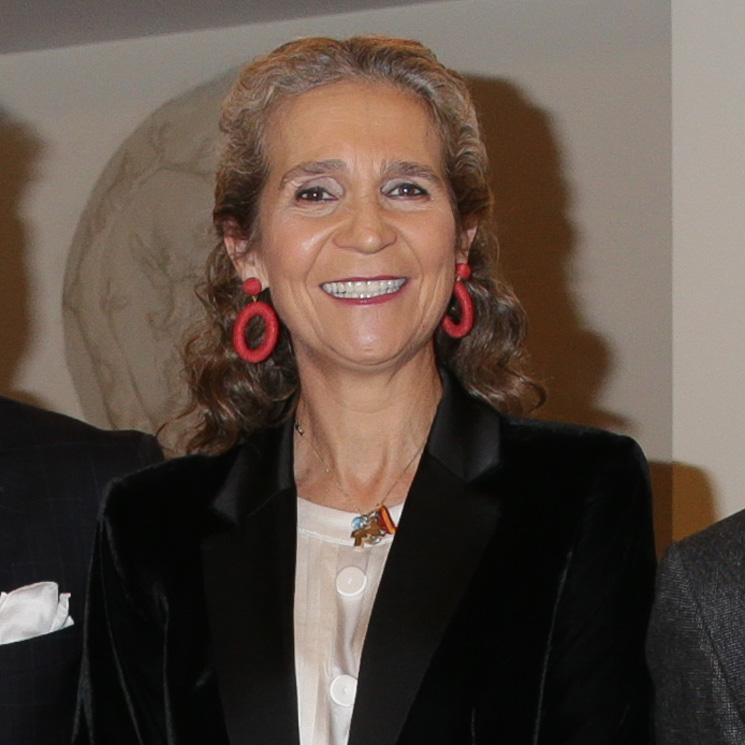 La infanta Elena cumple 56 años con una interesante agenda social y un renovado estilo