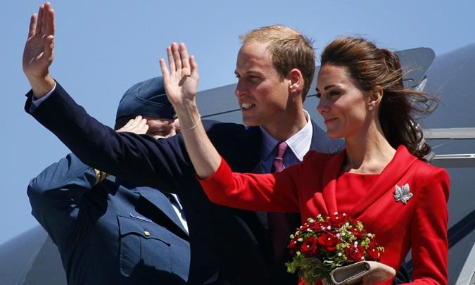 ¡'Bye bye'! ¿Qué lleva en la maleta la Duquesa de Cambridge para su exótico viaje?