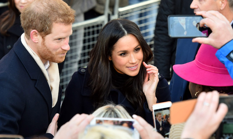 harrymeghan-selfie