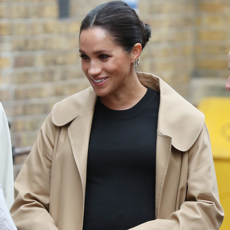 Meghan Markle 'hace los deberes' y visita una de sus recién estrenadas fundaciones