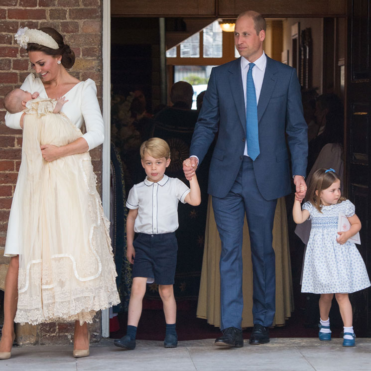 Charlotte, George y Louis, recordamos la presentación oficial de los hijos de los duques de Cambridge